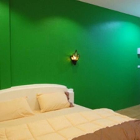 Rainbow Resort Amphoe Phen Exterior foto